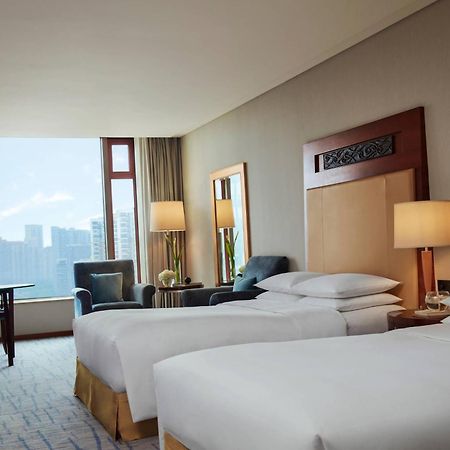 Renaissance Wuhan Hotel Екстер'єр фото