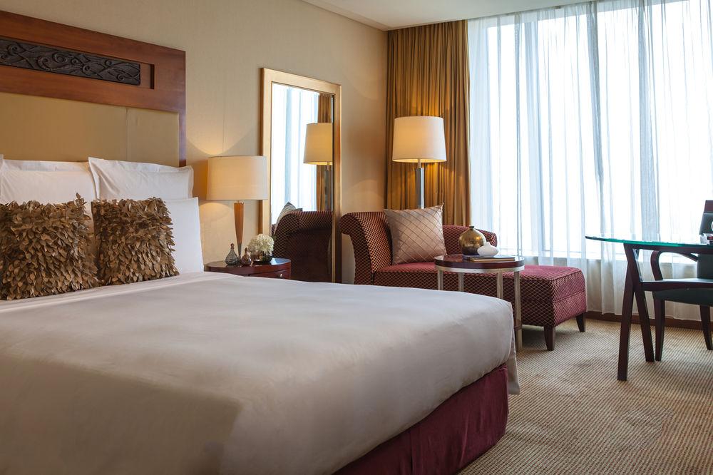 Renaissance Wuhan Hotel Екстер'єр фото