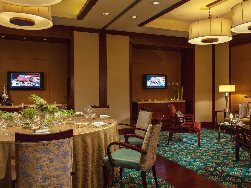 Renaissance Wuhan Hotel Екстер'єр фото