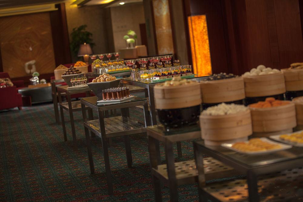 Renaissance Wuhan Hotel Екстер'єр фото