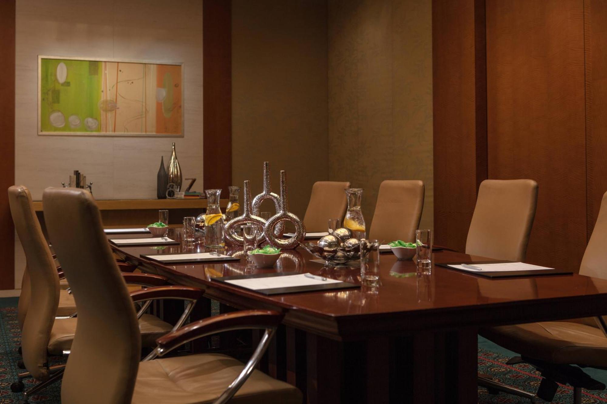 Renaissance Wuhan Hotel Екстер'єр фото