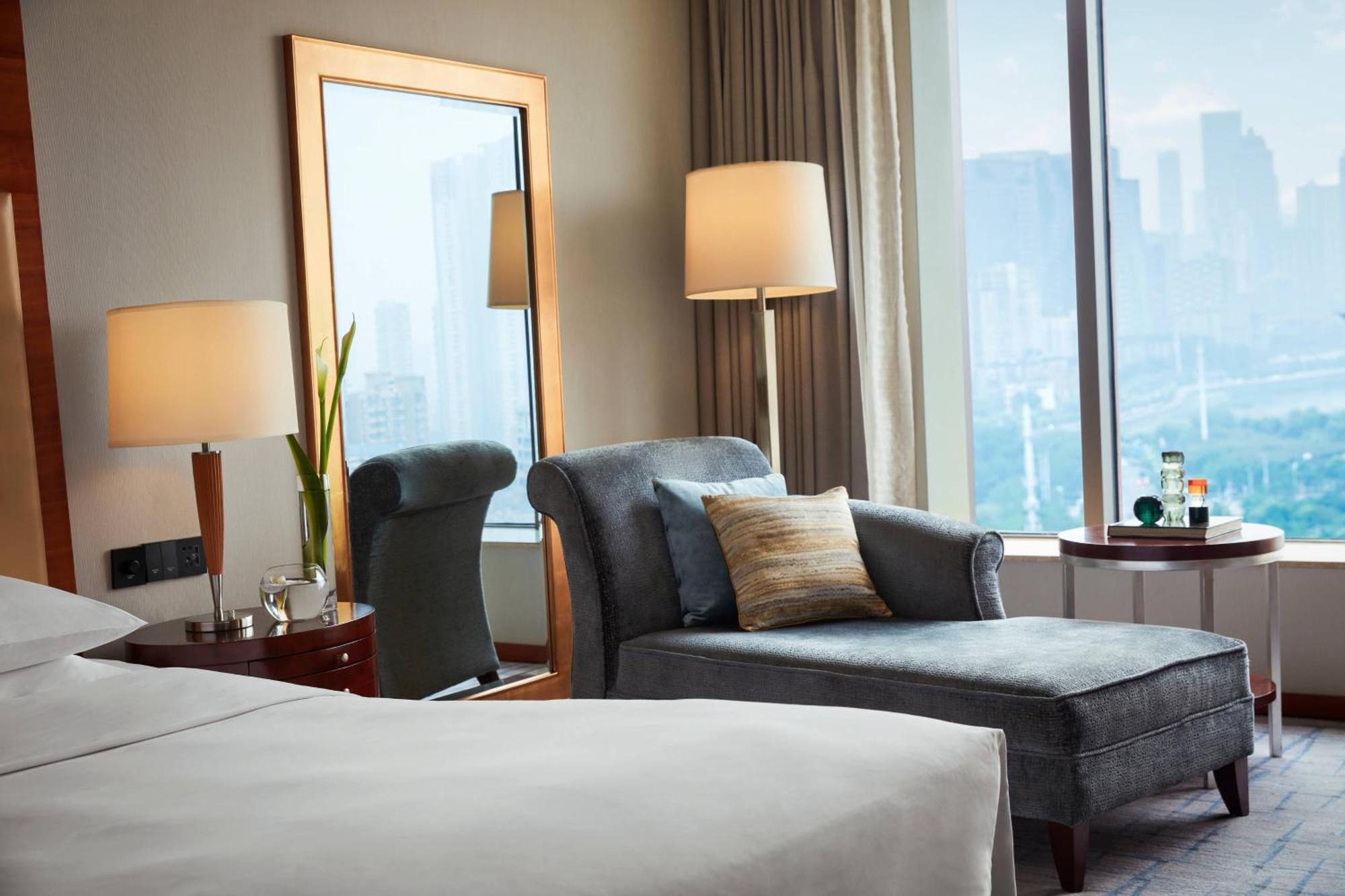 Renaissance Wuhan Hotel Екстер'єр фото
